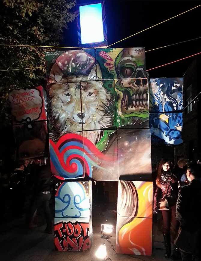 Robot made of boxes, nuit blanche 2014